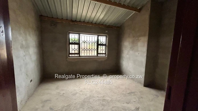 Four Bedroomed House In Cowdray Park