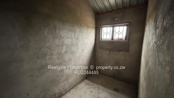 Four Bedroomed House In Cowdray Park