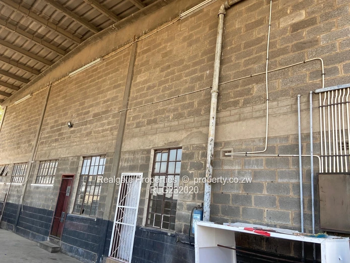 Warehouse To Let In Steeldale