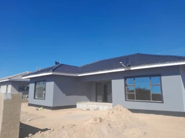 Charming 3-Bedroom Townhouse in Selbourne Park, Bulawayo East