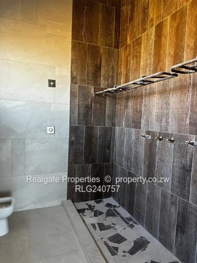 Three Bedroomed House Available In Hopelyn