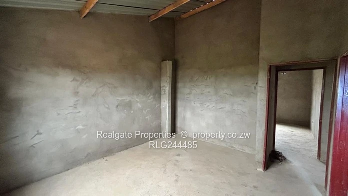 Four Bedroomed House In Cowdray Park