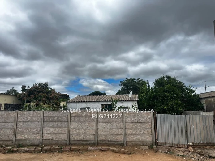 Old Pumula Four Roomed House