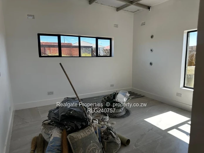 Three Bedroomed House Available In Hopelyn