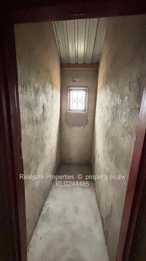 Four Bedroomed House In Cowdray Park